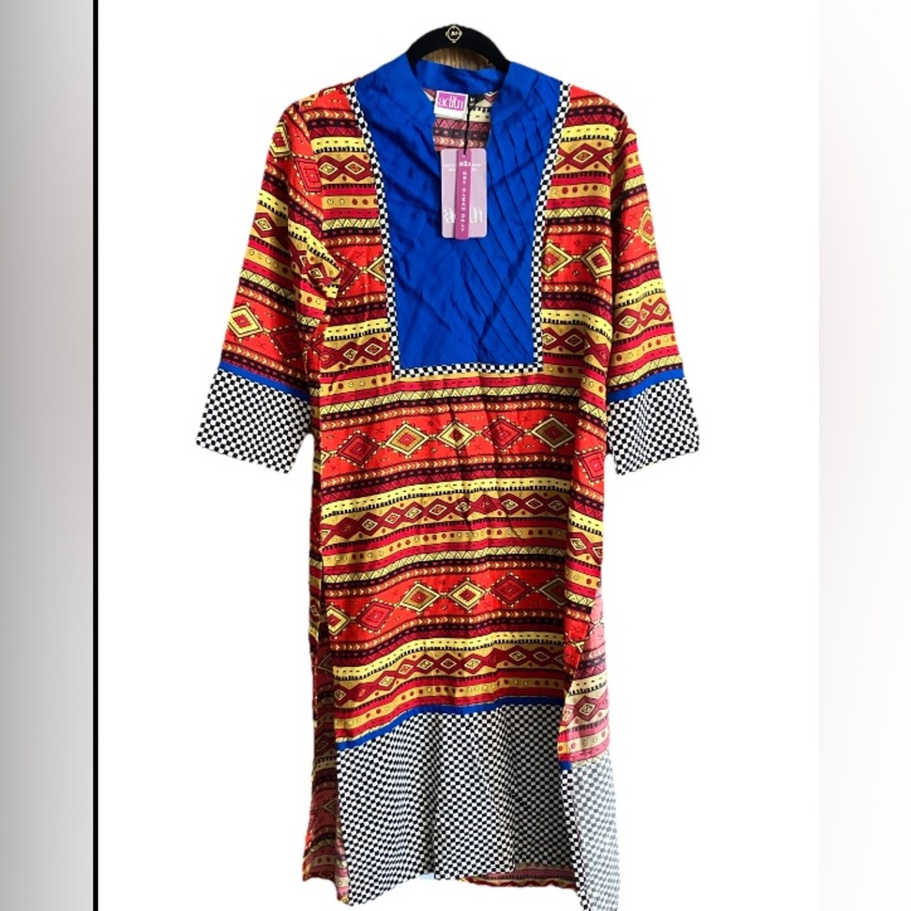 Women’s Aditri Silk Statement Kurta V Neck Pull Over 3/4 Sleeves Size M